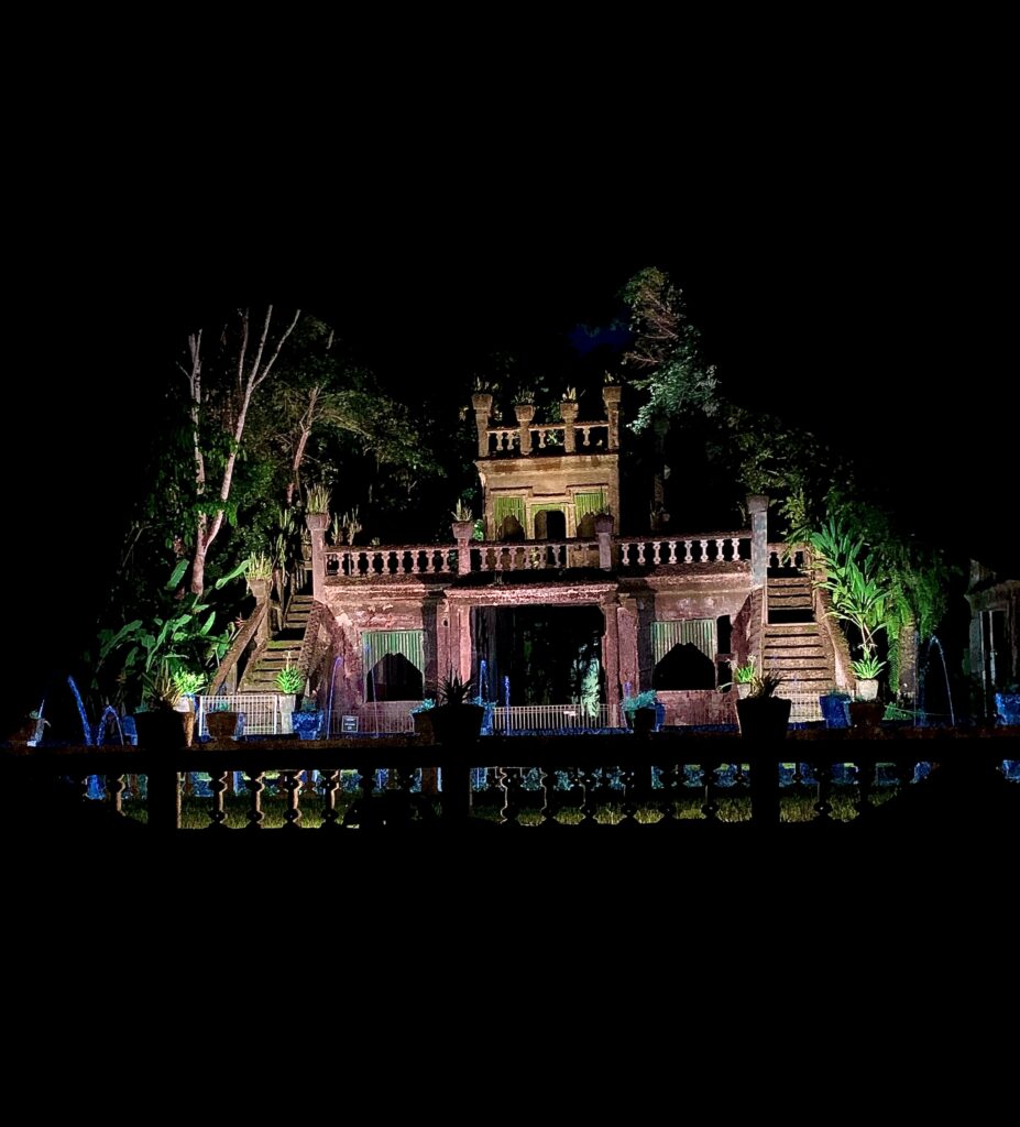 Paronella, Australien